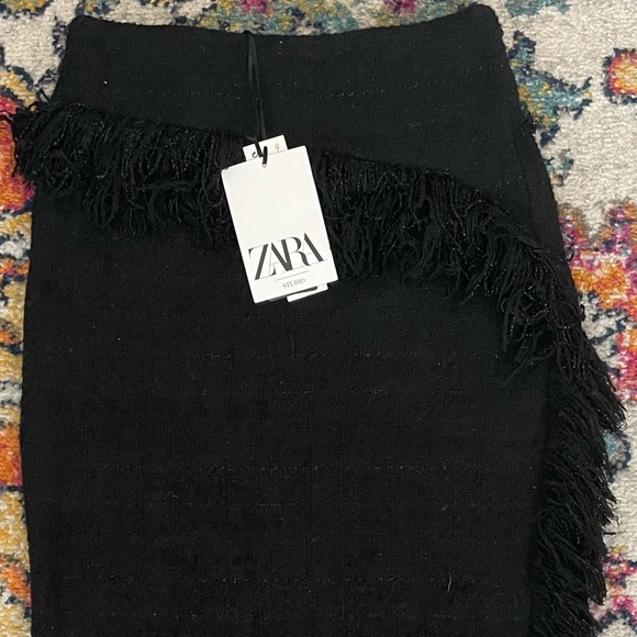 Zara Limited Edition Textured Tweed Fringe Skirt NEW - Picture 3 of 7